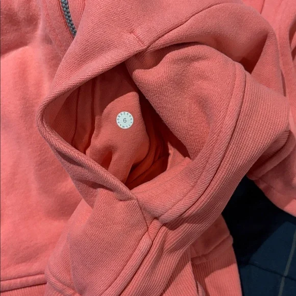 Lululemon Scuba Hoodie *Light Cotton Fleece
Flash Light Tone - size 6 - Picture 11 of 16